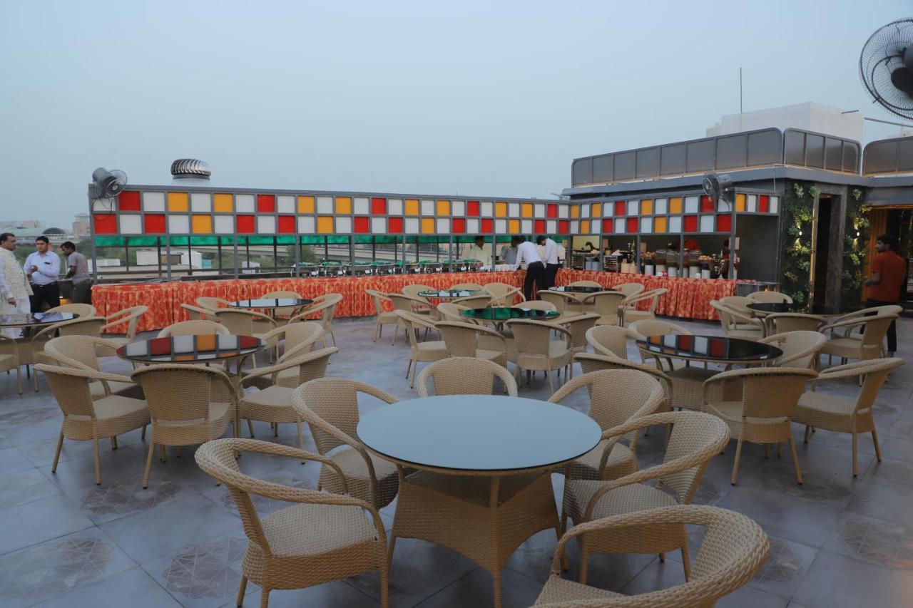 Hotel Haris Mg Road Gurugram Гургаон Екстериор снимка